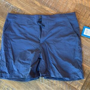 Columbia Womens shorts